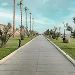 Liu Ξενοδοχείο 5*