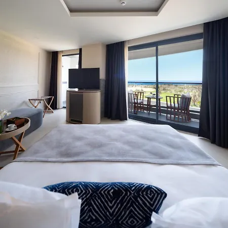 Liu Hotel 5*
